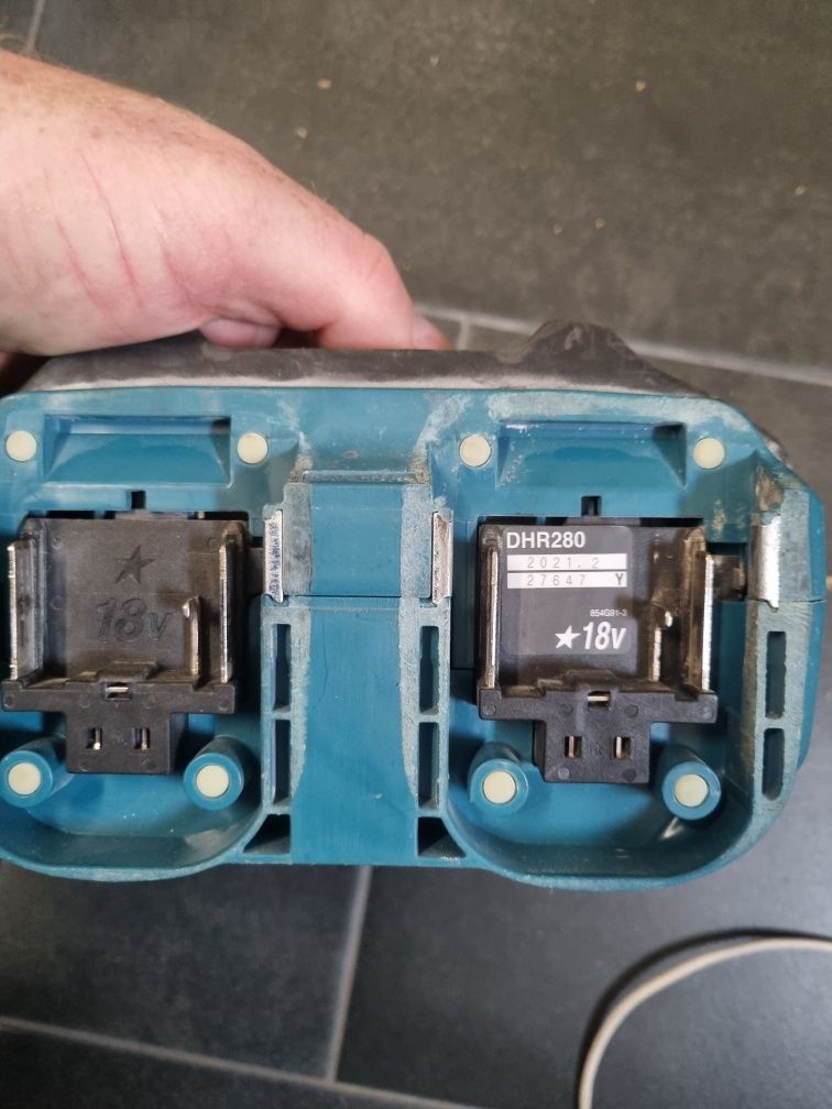 Перфератор Makita DHR280 дефект