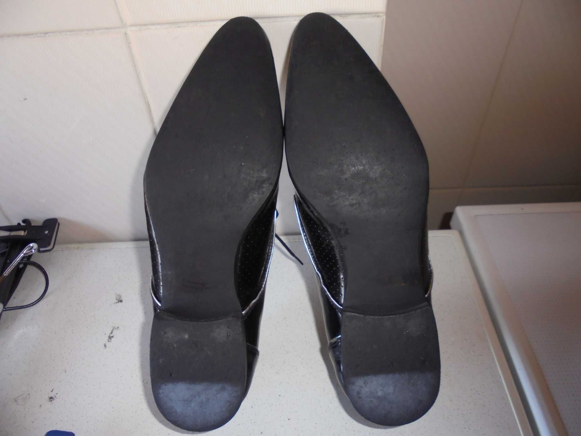 sapatos de homem da marca ZARA