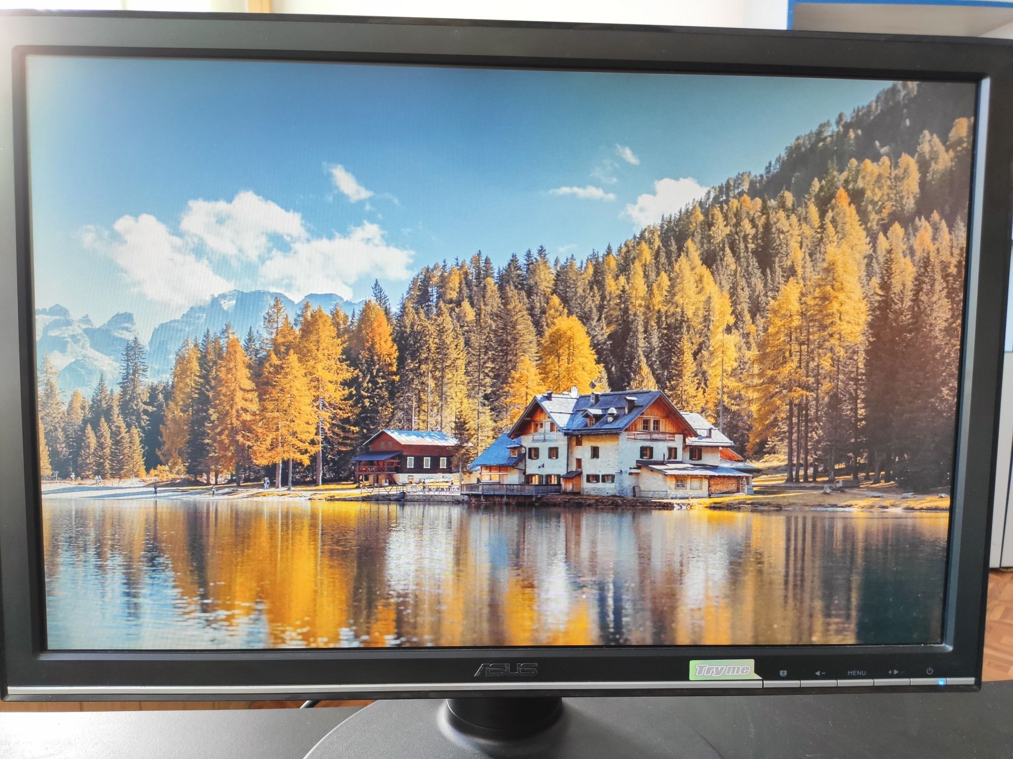 Монітор Asus vw202s / 20" (1680x1050) TN+film / вбудовані колонки
