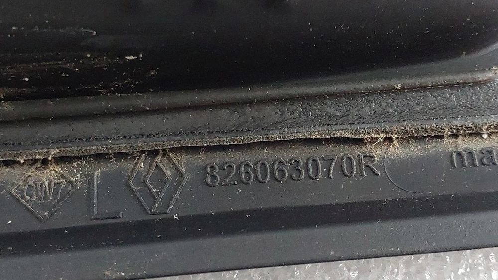 Puxador porta trás esquerdo RENAULT Zoe (BFM_)