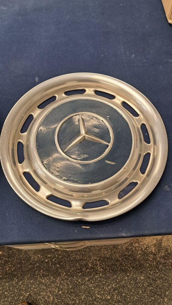 Kołpaki dekle mercedes w 115 w123