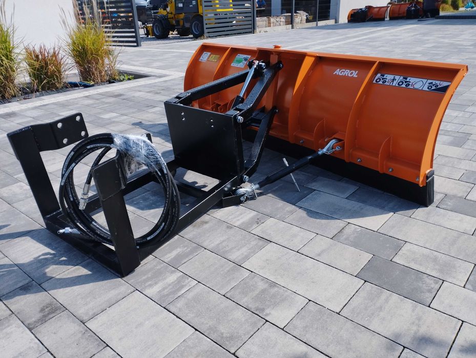 Pług śnieżny mocowanie C360 /C330 Dostawa cała Polska