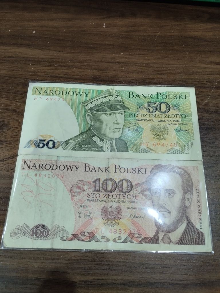 Banknoty PRL zestaw w holderze