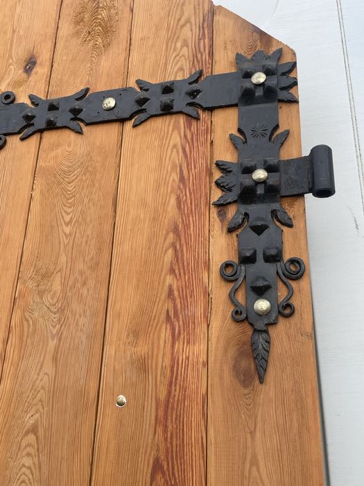 Drzwi drewniane  duże wrota