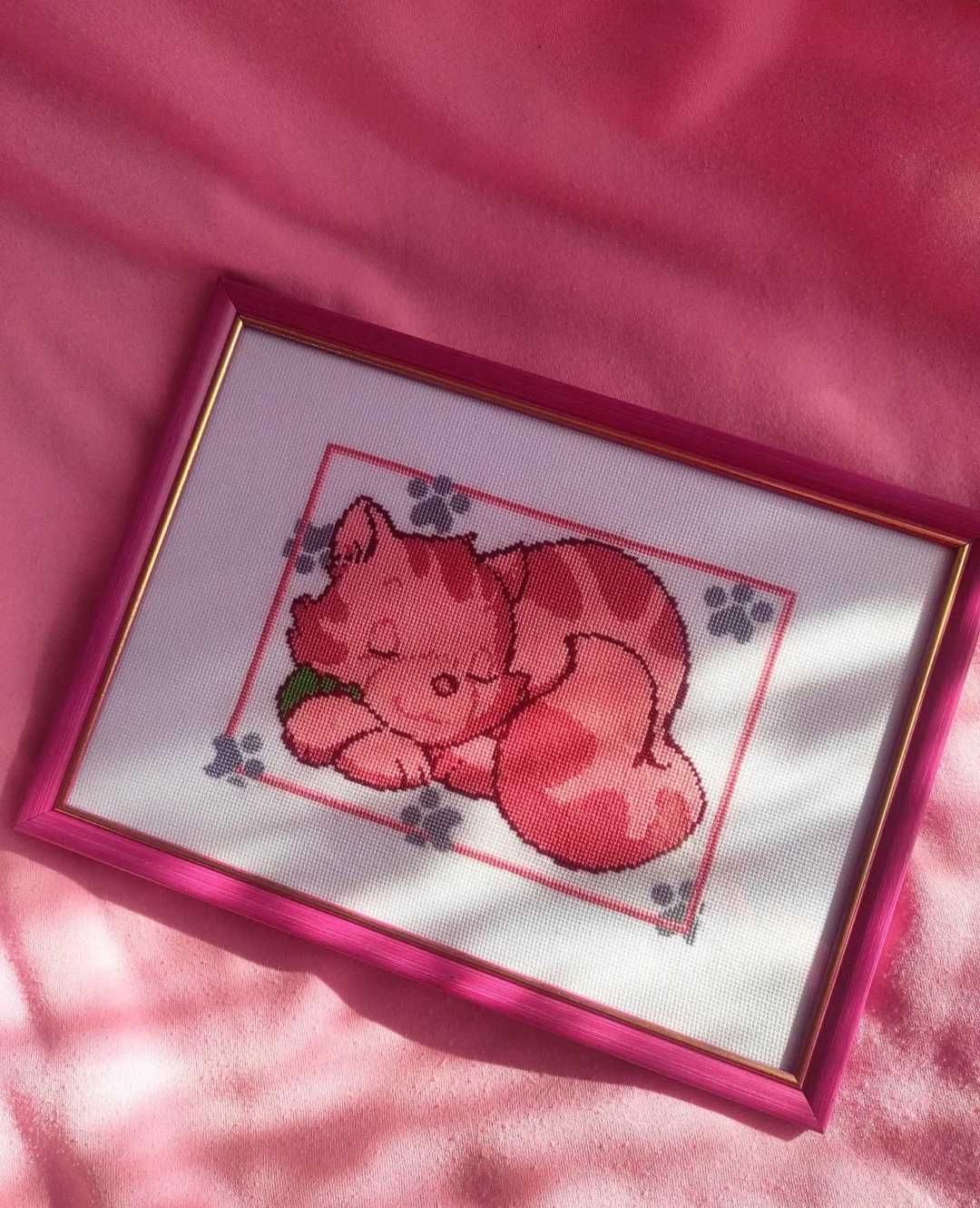 Картина "Рожевий котик"/ вишита картина хрестиком/розовий котик