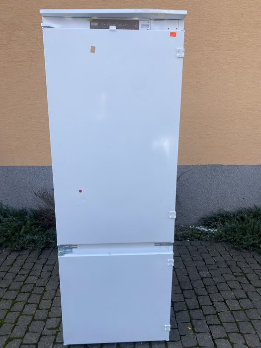 Холодильник з морозильною камерою Whirlpool WH SP70 T122