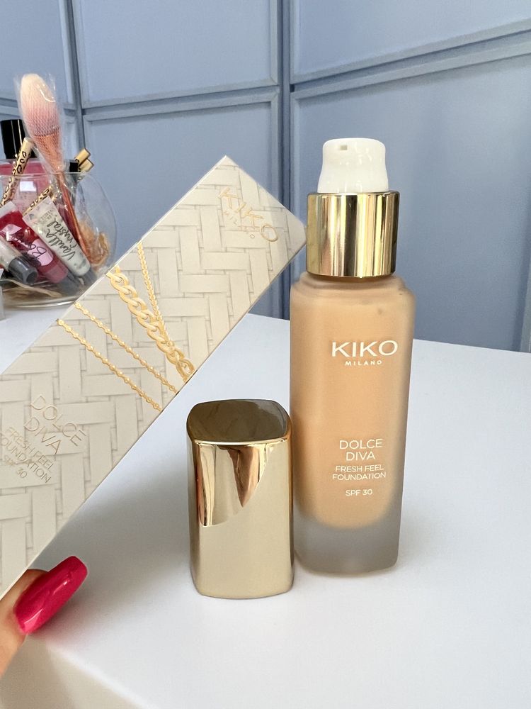 Тональна основа Kiko Milano