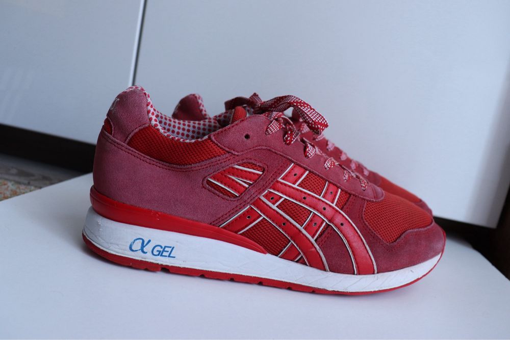 Asics gel buty sportowe czerwone 40,5