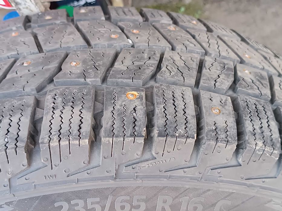 Sprinter Crafter 235/65R16C