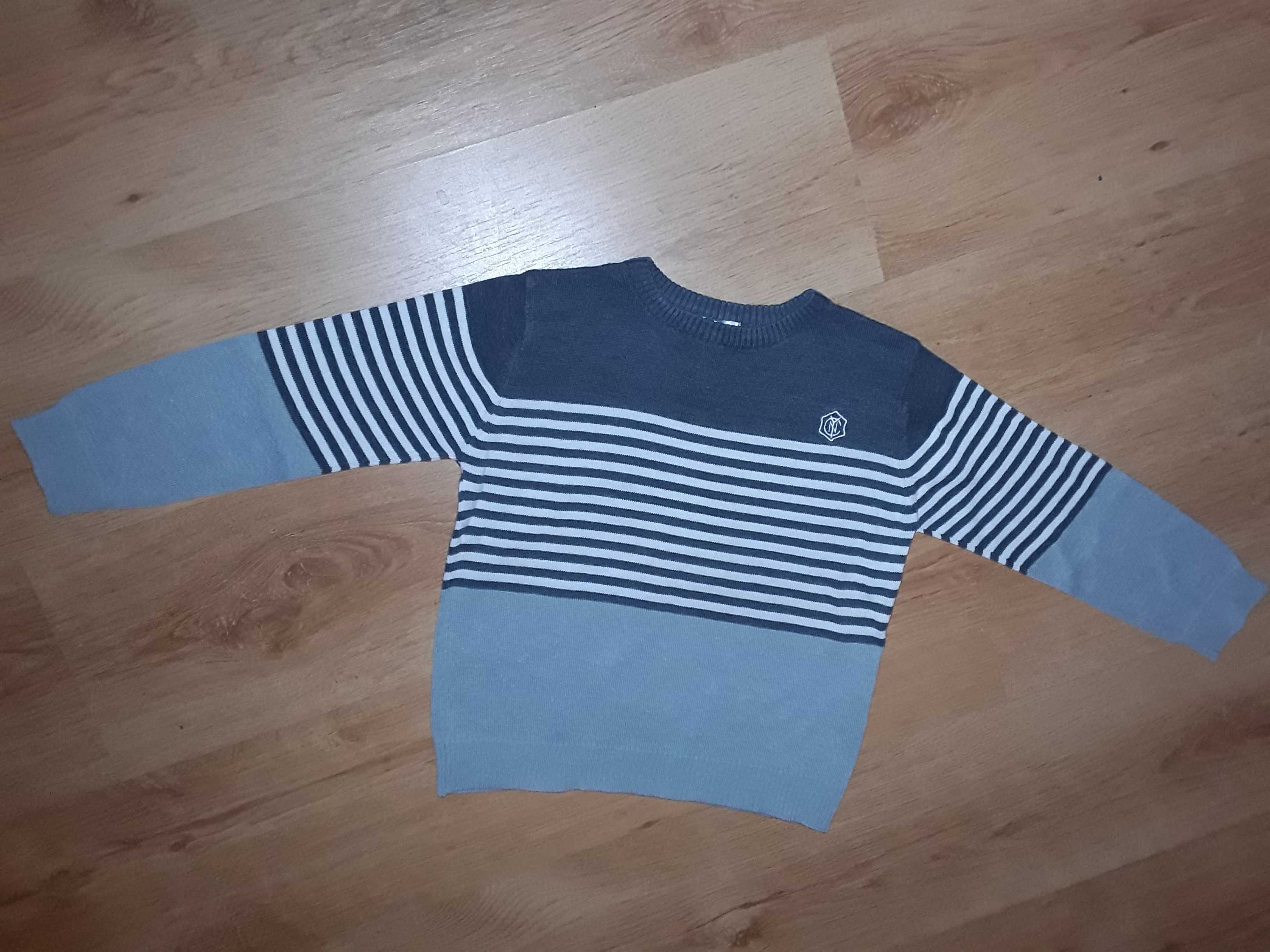Sweter chłopięcy 122 128