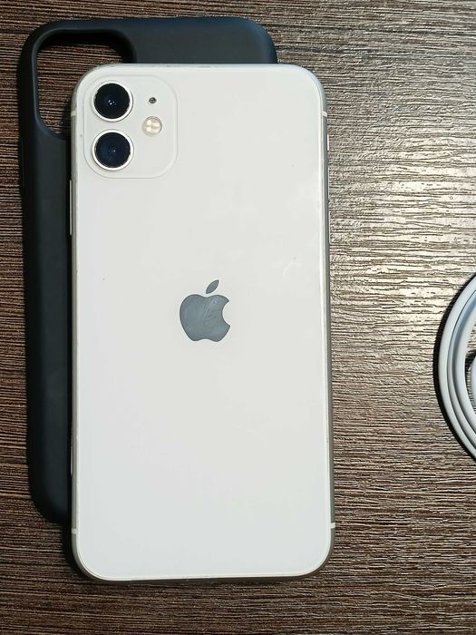 iPhone 11, biały, bateria 100%
