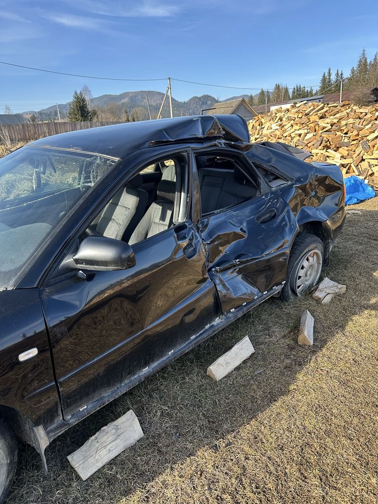 Авді а4 б5 1.6 бензин