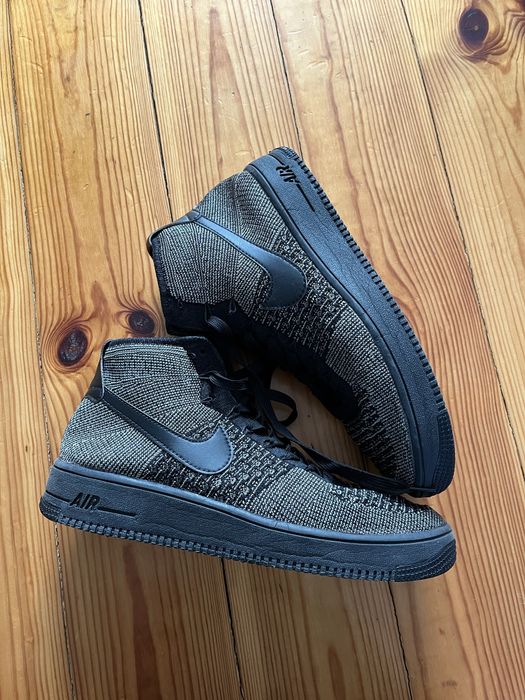 Nike Air Force 1 Ultra Flyknit Mid