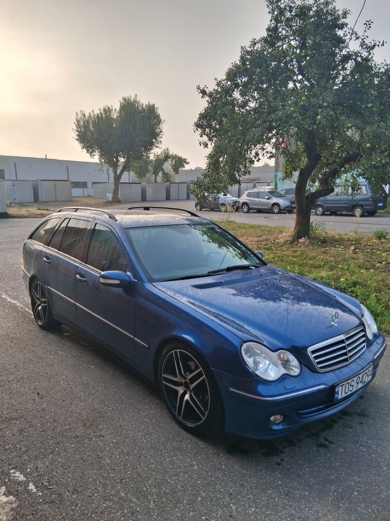 Mercedes w203 lift c klasa 2.2cdi 150km automat łopatki
