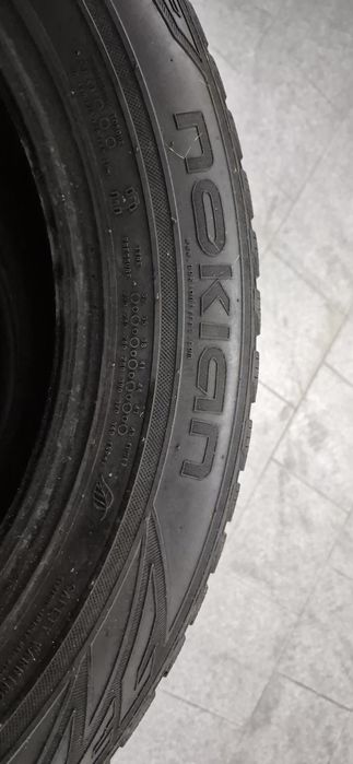 Opony zimowe Nokian 235/55R18 r 104h XL 235/55/18R XL SUV