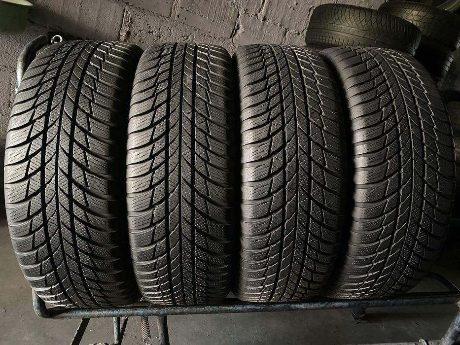 Шини 205/60/16 - 4шт Bridgestone Blizzak LM001 зима