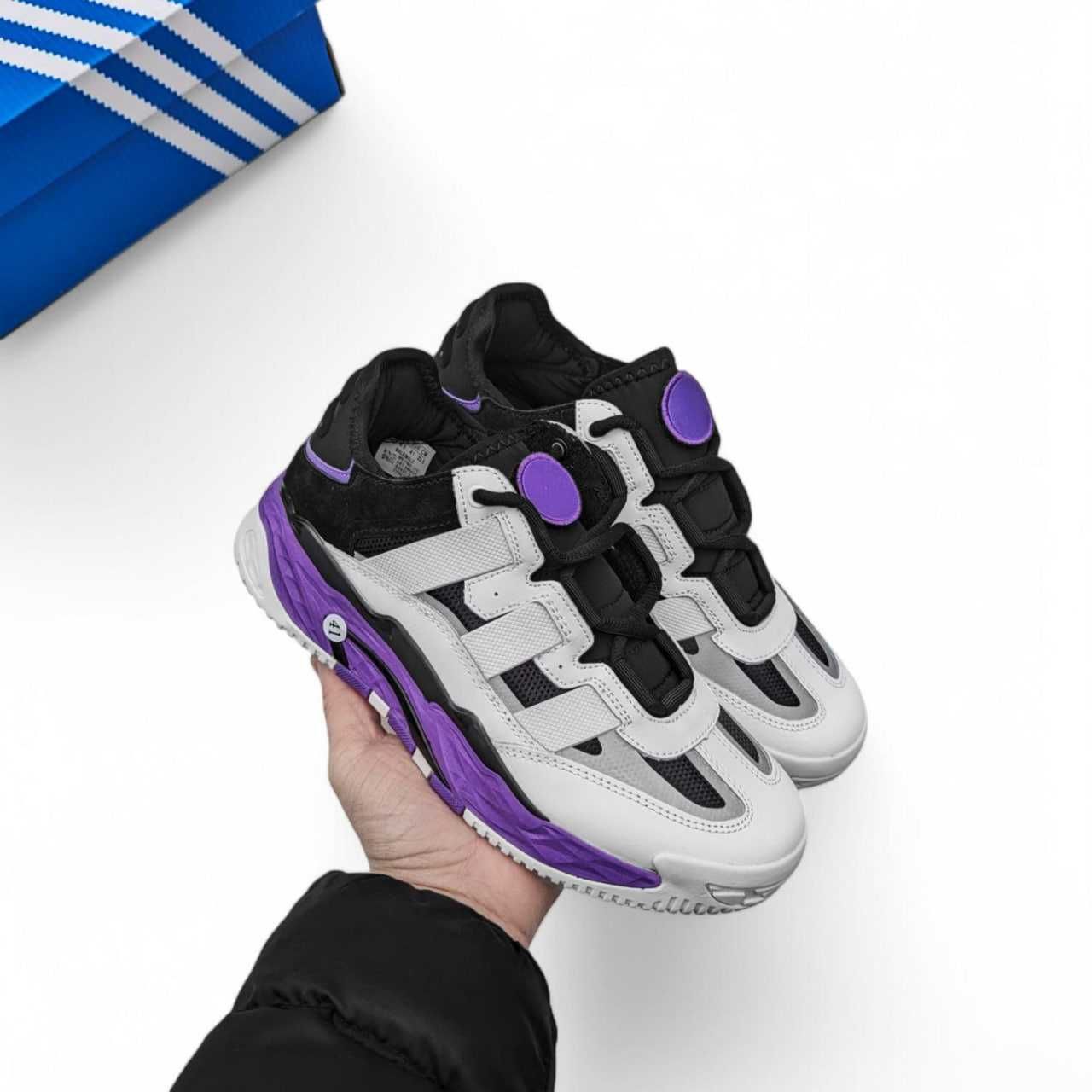 Чоловічі кросівки Adidas Niteball білі з фіолетовим