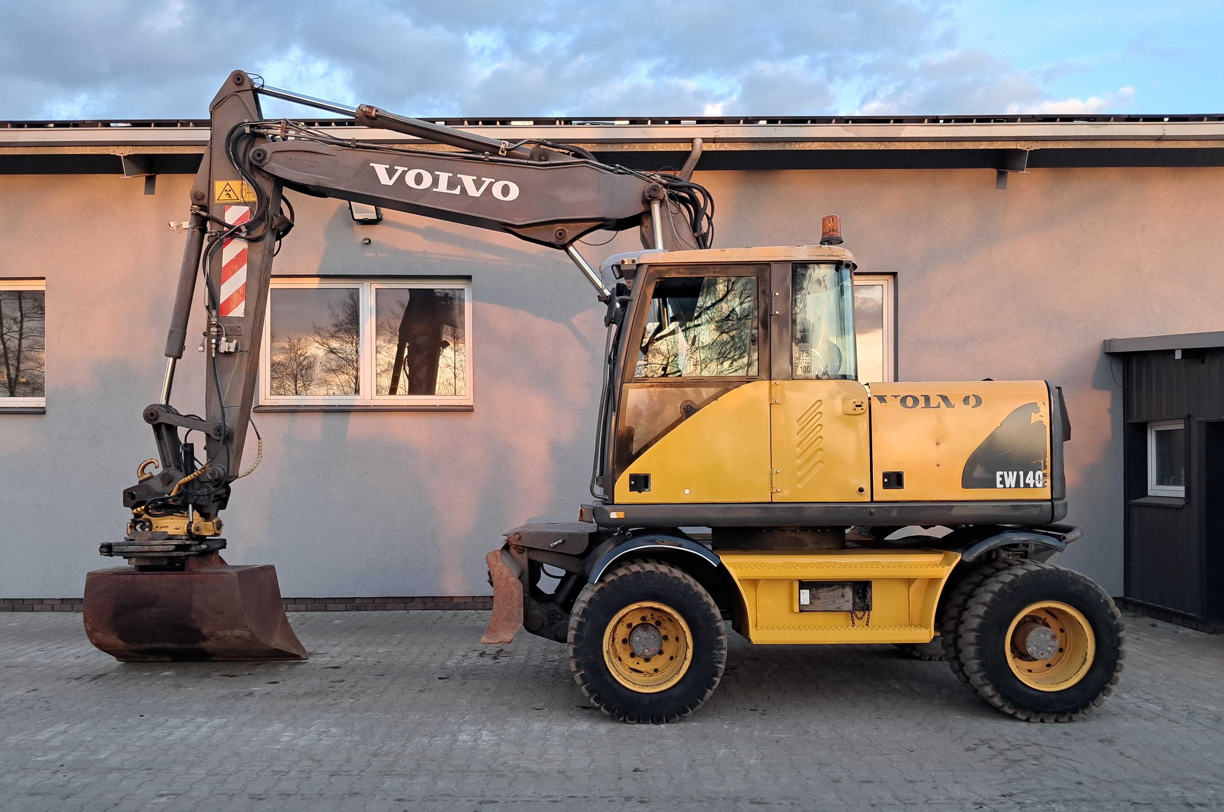 VOLVO EW 140 Oryginał ROTOTILT ENGCON Koparka Kołowa