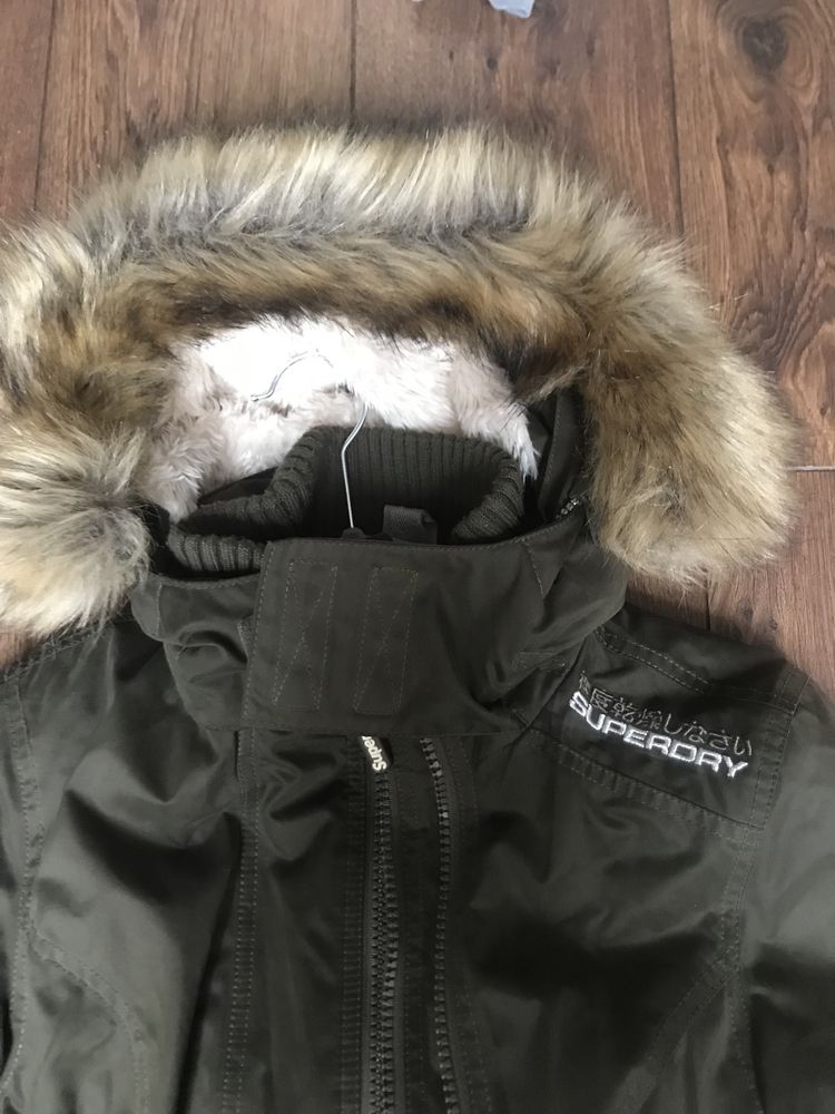 Super zimowa kurtka parka płaszczyk Superdry