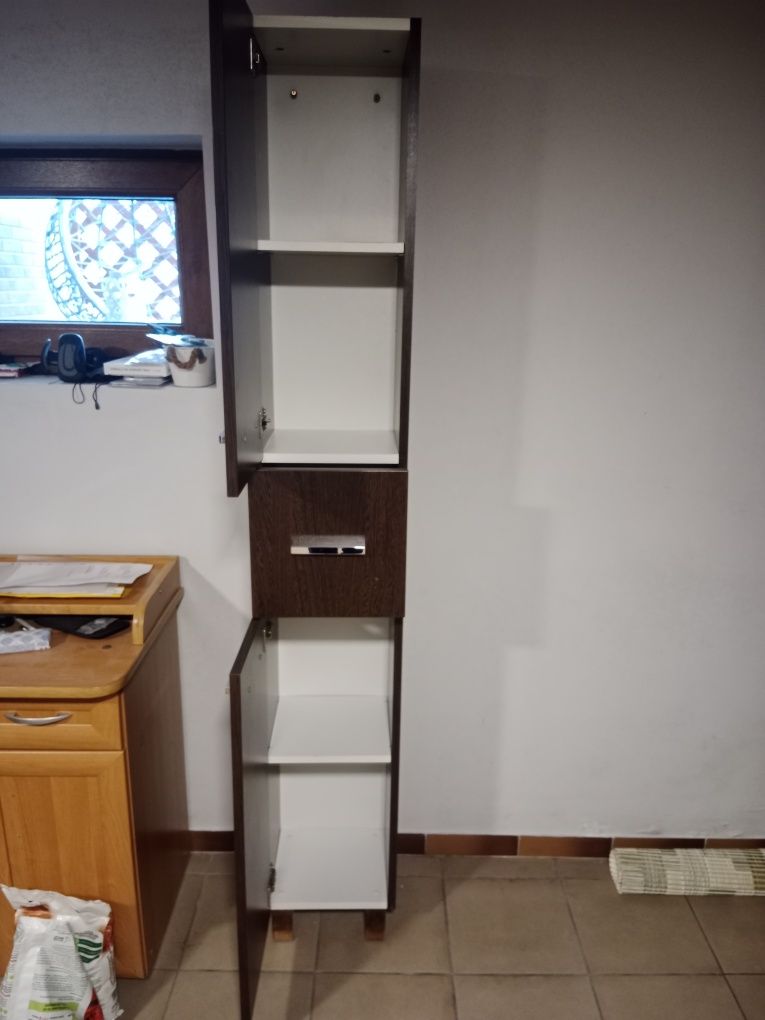 Zestaw łazienkowy (szafka z umywalką, szafka stojąca)