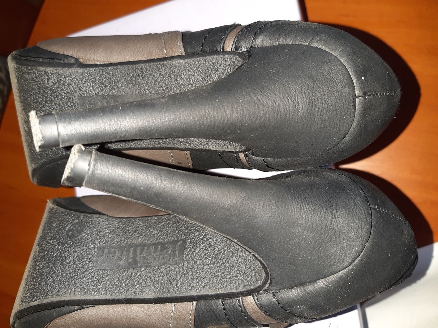 Buty półbuty na obcasie r. 38