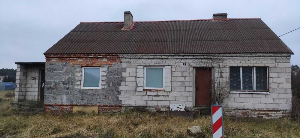 Syndyk sprzeda udział 1/9 w domu jednorodzinnym i dużej działce