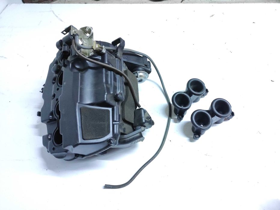 Honda Cb 1000r 14r airbox obudowa filtra powietrza Wąska wersja Części
