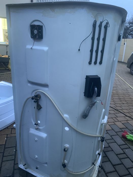 Продам ванну бокс