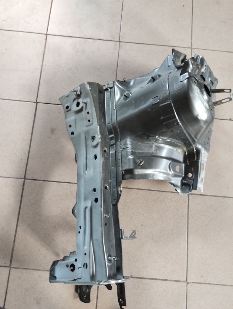 Mazda cx3 ćwiartka przód zbiorniczek