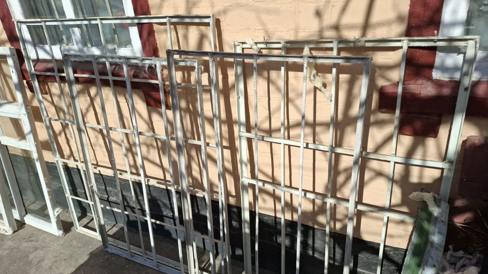 Грати на вікна решітка вікна старі