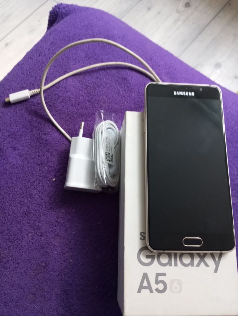 Samsung a 5 złoty stan idealny.firmowka. Samsung a51 stan.