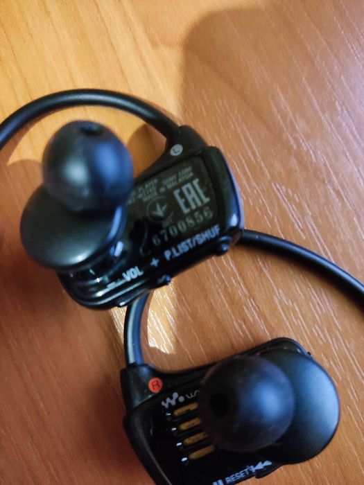 MP3-плеер SONY NWZ-W274S 8Gb Black