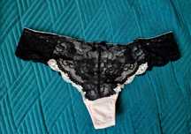 Nowy Komplet stringów majtek H&M 36/S