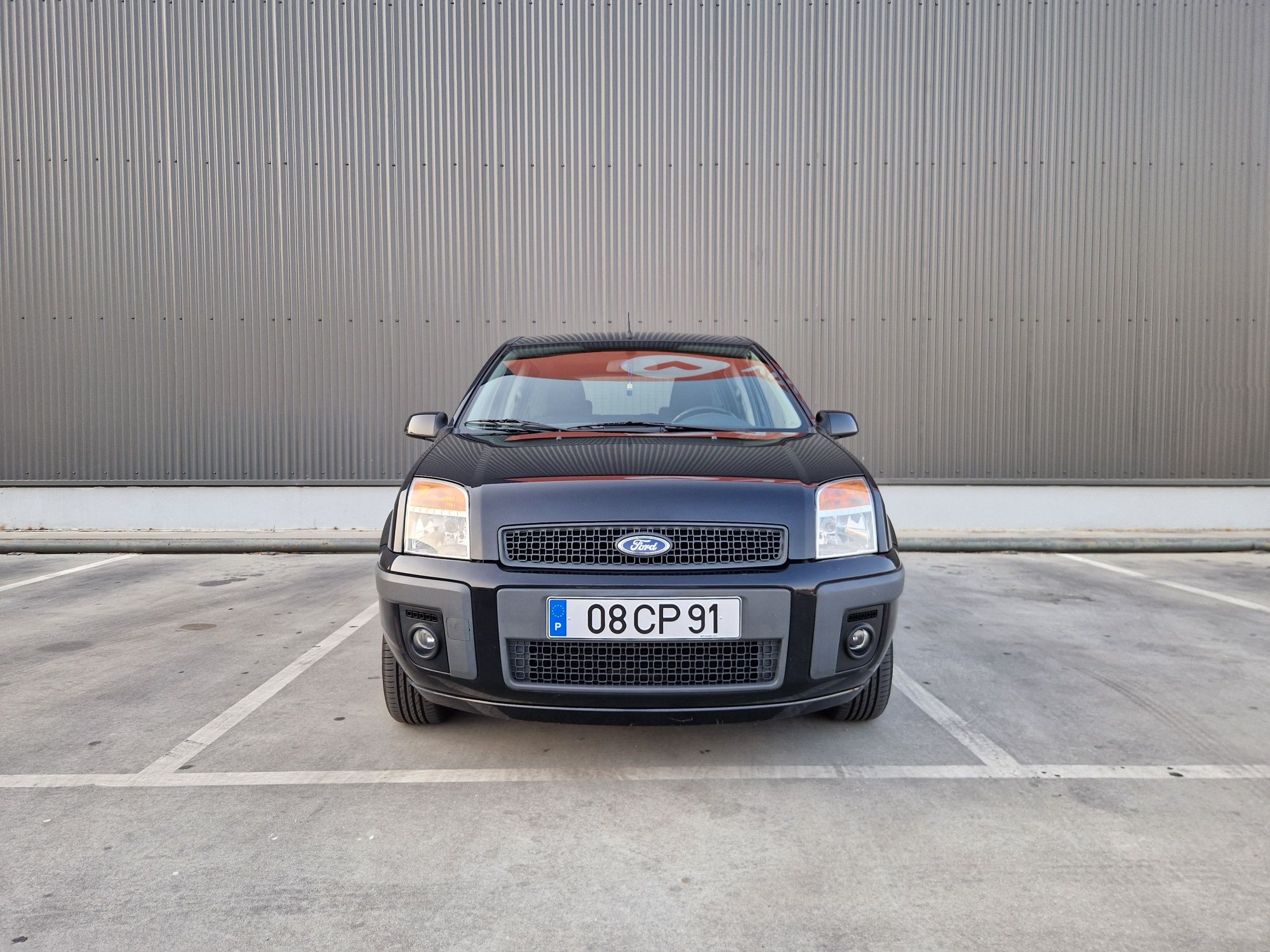 Ford Fusion 1.4 TDCI de 2006 com 128500km