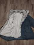 Kurtka      parka