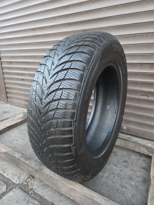 Шина зимова 195/65/r15, Goodyear Ultragrip 7, протектор 8мм.
