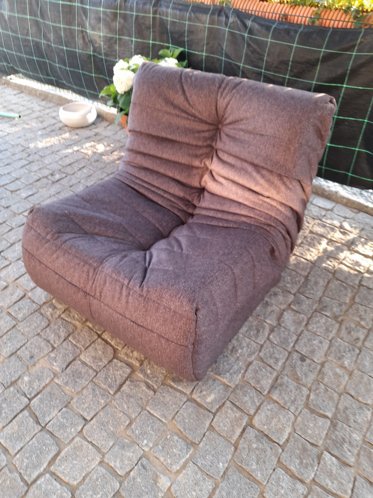 Maplo de espuma para jardim