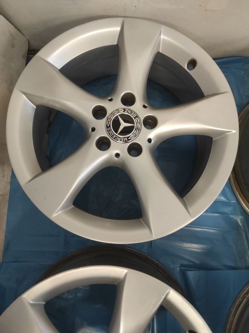 385 Felgi aluminiowe ORYGINAŁ Mercedes R 17 5x112 otwór 66,6