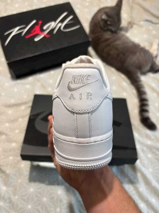 Buty Mokasyny Nike_ Air_Force_1_Low_Supreme_White R.38.5