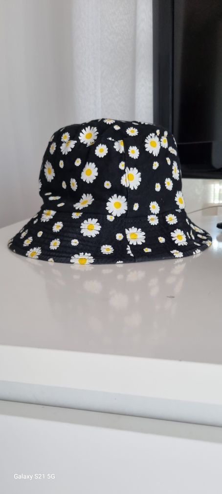 Czapeczka bucket rozm 56