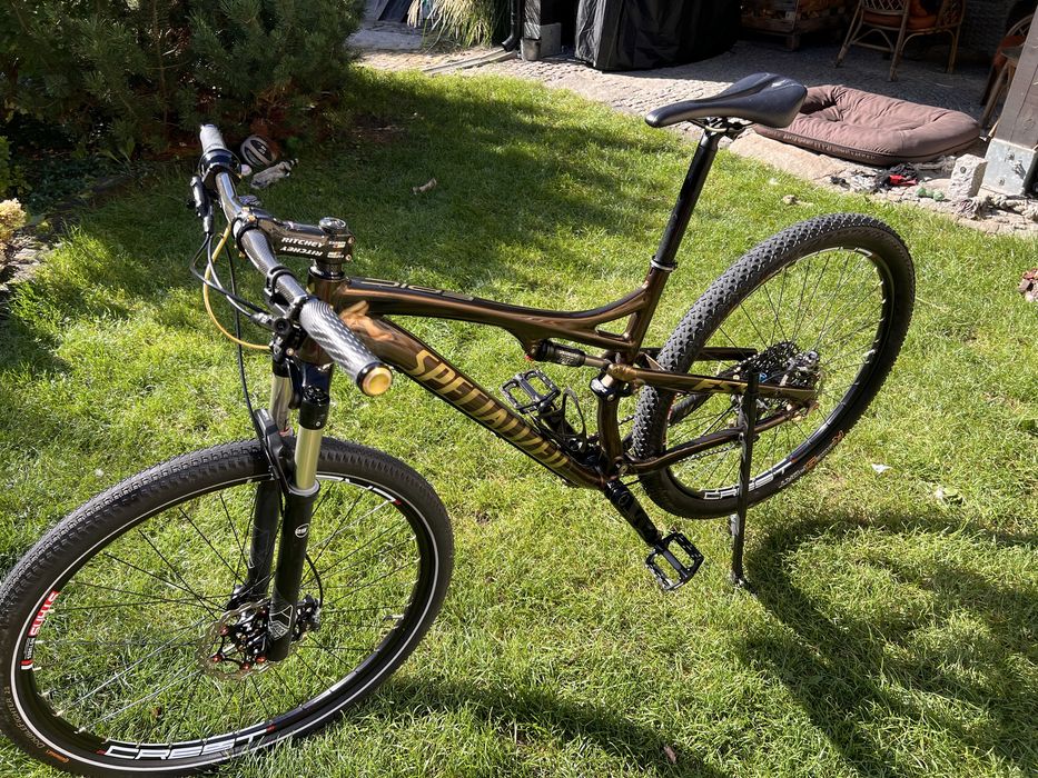 Sprzedam rower Specialized Epic FSR rozmiar L z GRAWEREM