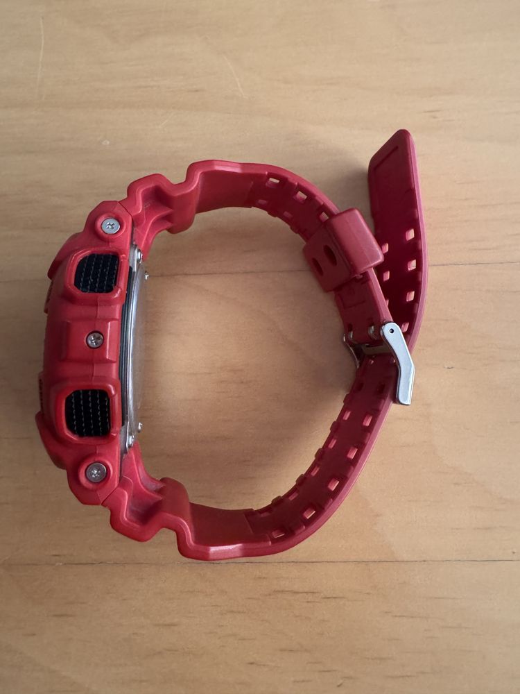 Casio G-Shock GA-100B-4AER
