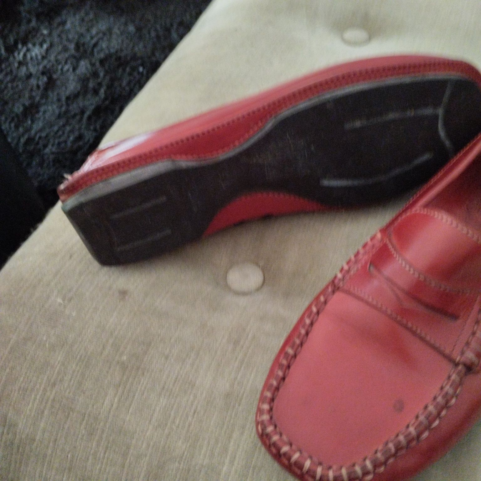 Mocassins vermelhos 35