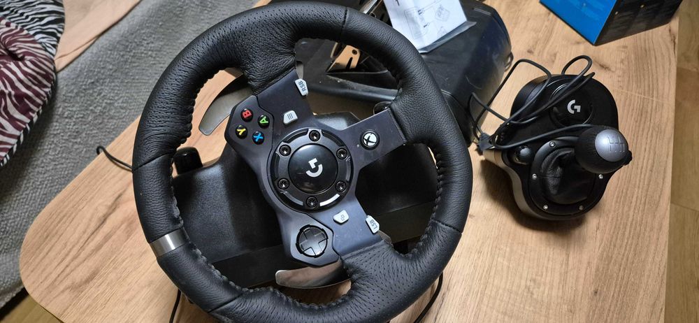 Kierownica Logitech G920  700 zł komplet