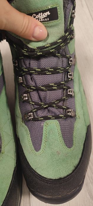 Черевики,берці,сапожки,кросівки високі