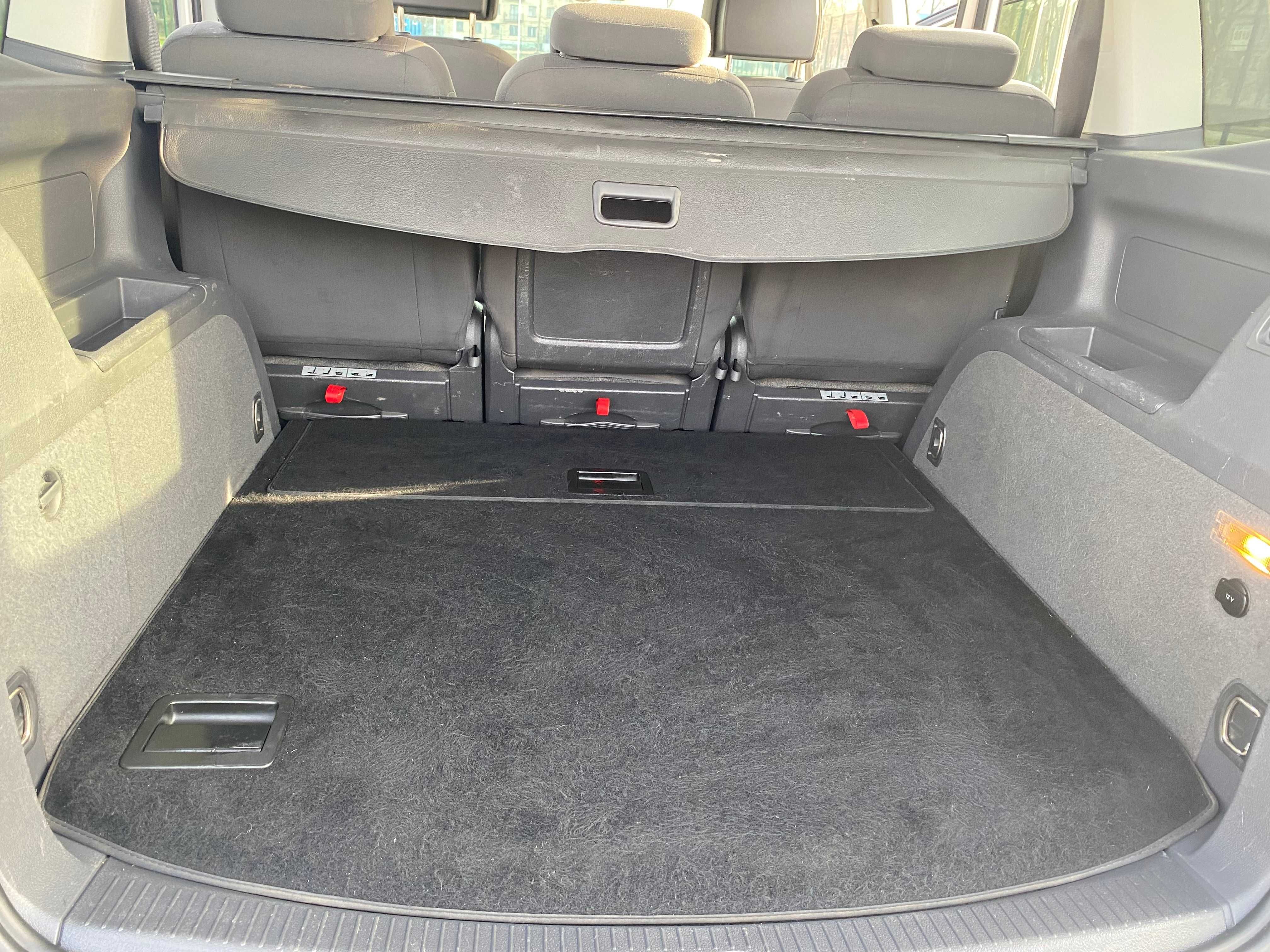 Volkswagen Touran 2013