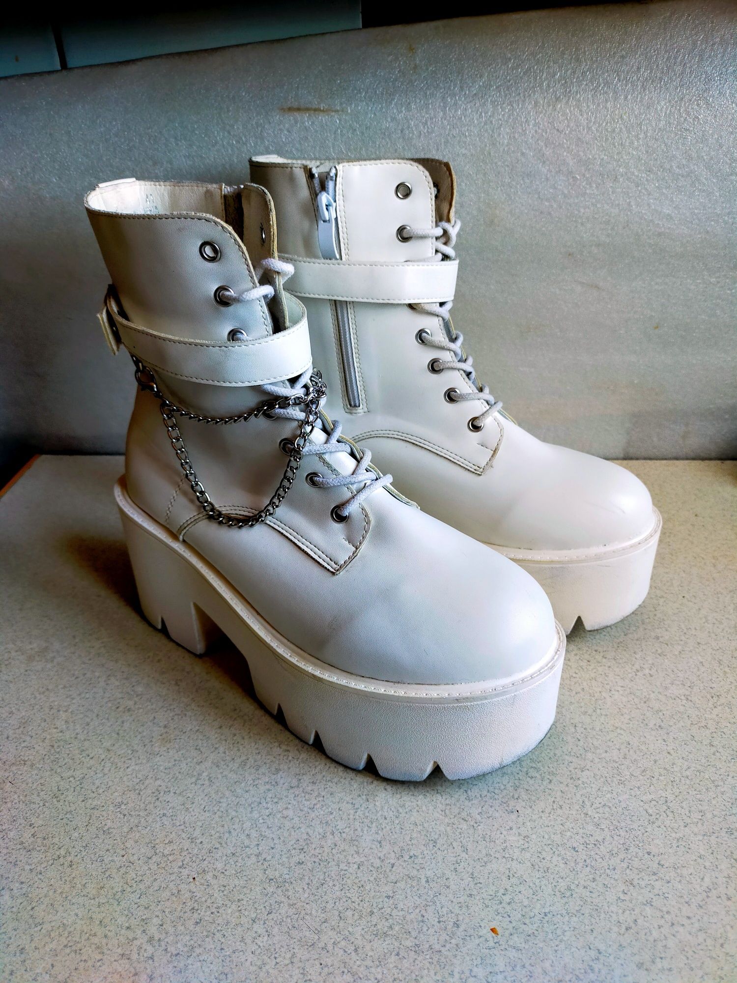 Buty Workery botki kozaki na platformie 39