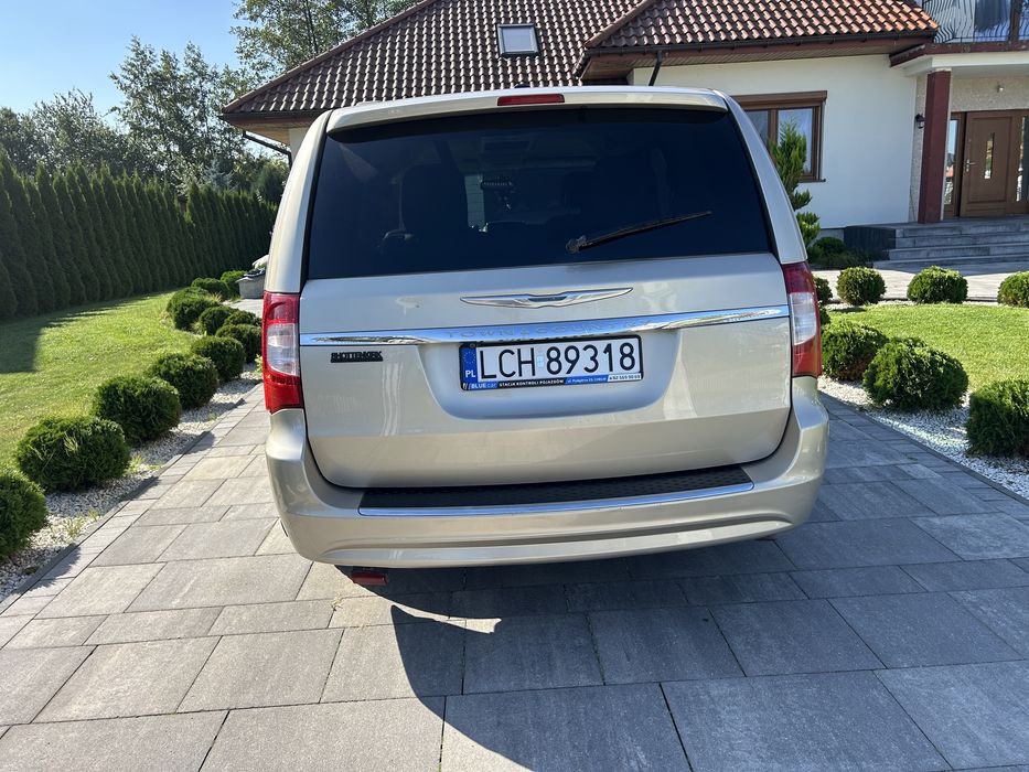 Chrysler Town&Country. 3.6 b+g
