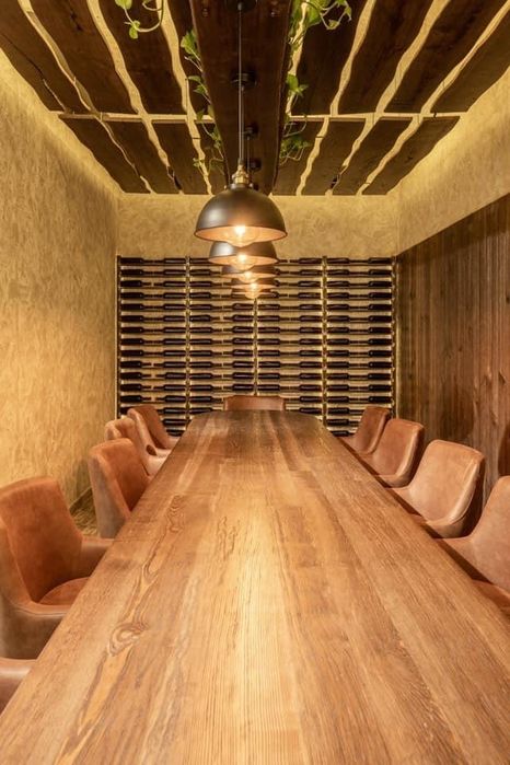 Меблі на замовлення, кухні , шафи купе, столярні вироби , сходи, двері