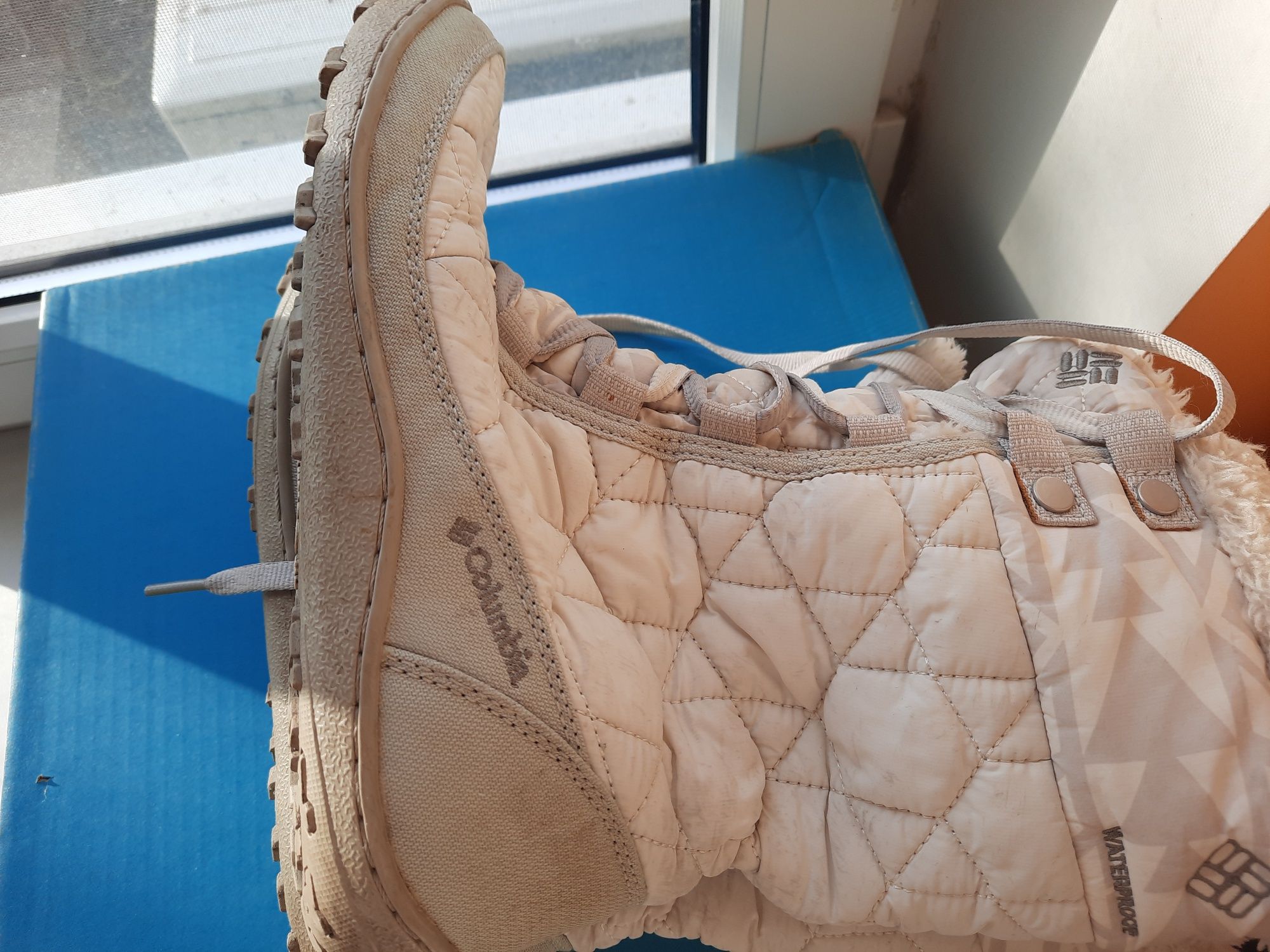 Сапоги Columbia, 37,5р Minx Mid II Waterproof Omni-heat,